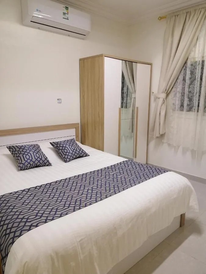 Apartmán صقر 11 - مجلس واسع غرفه نوم مطبخ